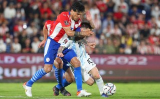 V体育-美洲杯半决赛：巴西与阿根廷上演巅峰对决