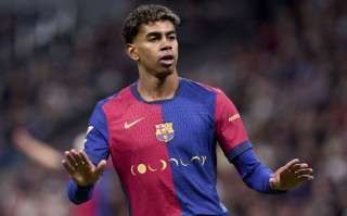 V体育官网-克里斯塔尔·帕拉斯客场战平，名列中游