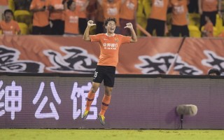 vsports体育-武汉卓尔凭借绝杀战胜深圳科龙，豪取三分