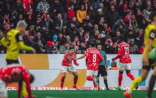 vsports体育-多特蒙德遇难！连续三战未果，遗憾失利