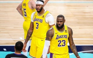 V体育官方app-勇士后卫火力全开，让湖人束手无策