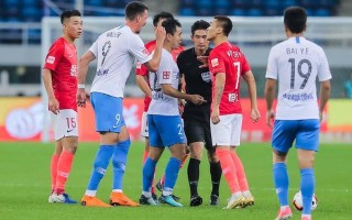 V体育-大马德里德比举行，竞技黄牌数相同