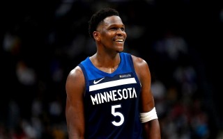 V体育-森林狼队主场负于凯尔特人队，遭遇两连败