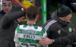 V体育官网-苏格兰队奋力一战，惜败无缘欧锦赛16强