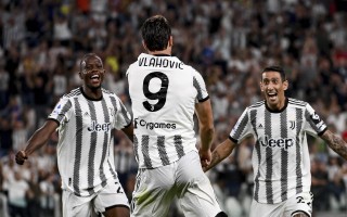 V体育官方app-拉齐奥后防线持续稳固，防守端表现出色