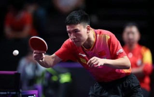 V体育-夏洛瓦队在主场比赛中击溃对手，大获全胜