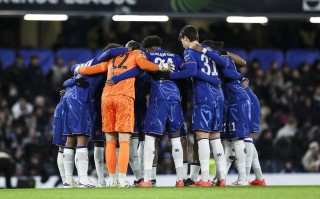 V体育官方app-利物浦强势逆袭，冲平皇马雄心