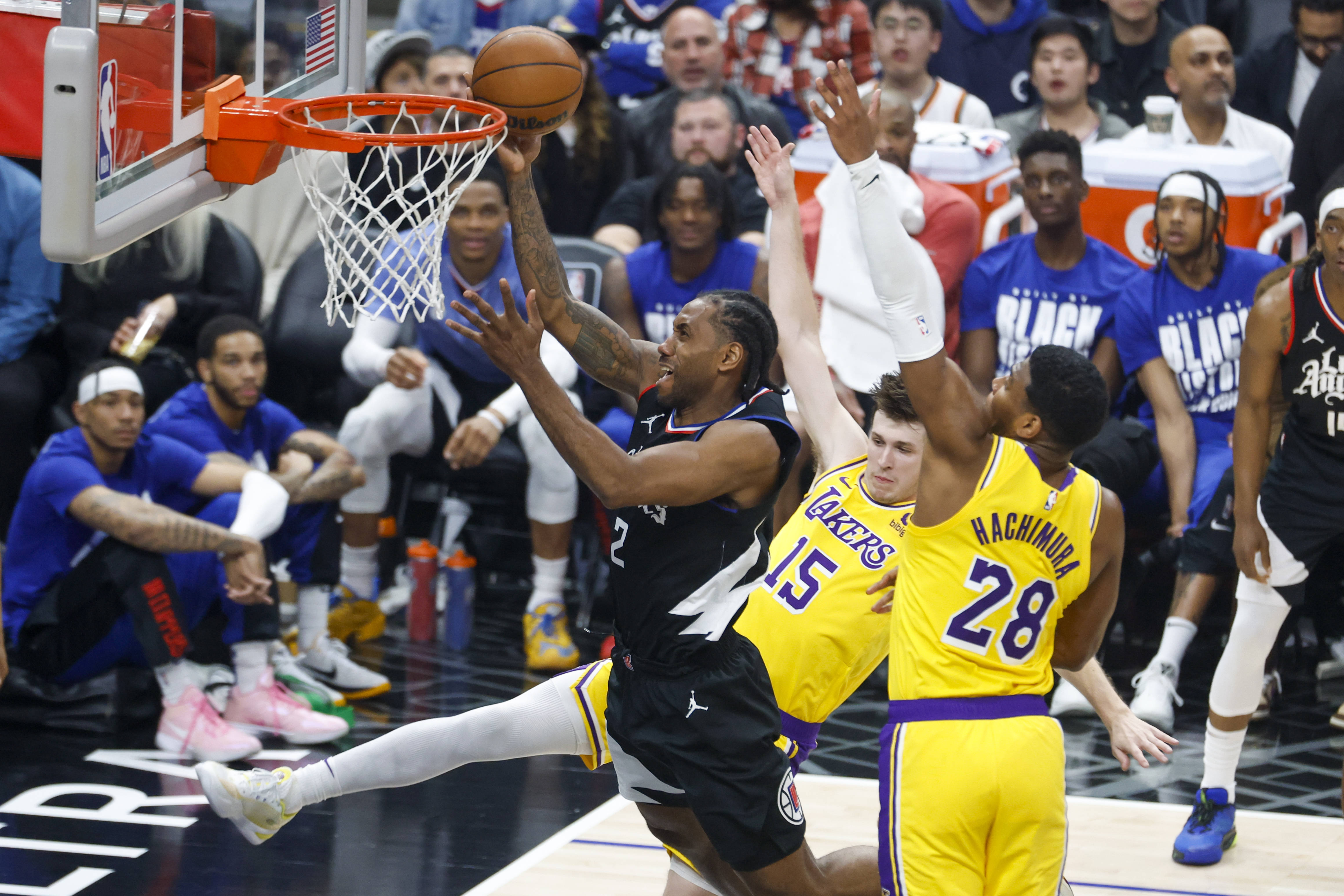 V体育-欧洲篮球联盟比赛精彩继续,球员们展现拼搏精神-第2张图片-V体育 V体育-欧洲篮球联盟比赛精彩继续,球员们展现拼搏精神-第2张图片-V体育