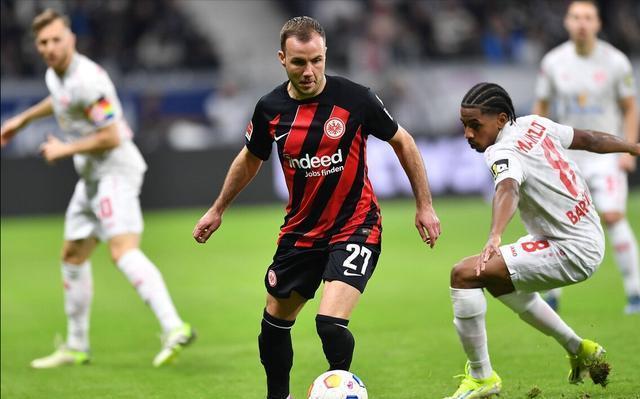 vsports体育-法兰克福球员频频制造犯规,关键时刻失落-第1张图片-V体育 vsports体育-法兰克福球员频频制造犯规,关键时刻失落-第1张图片-V体育