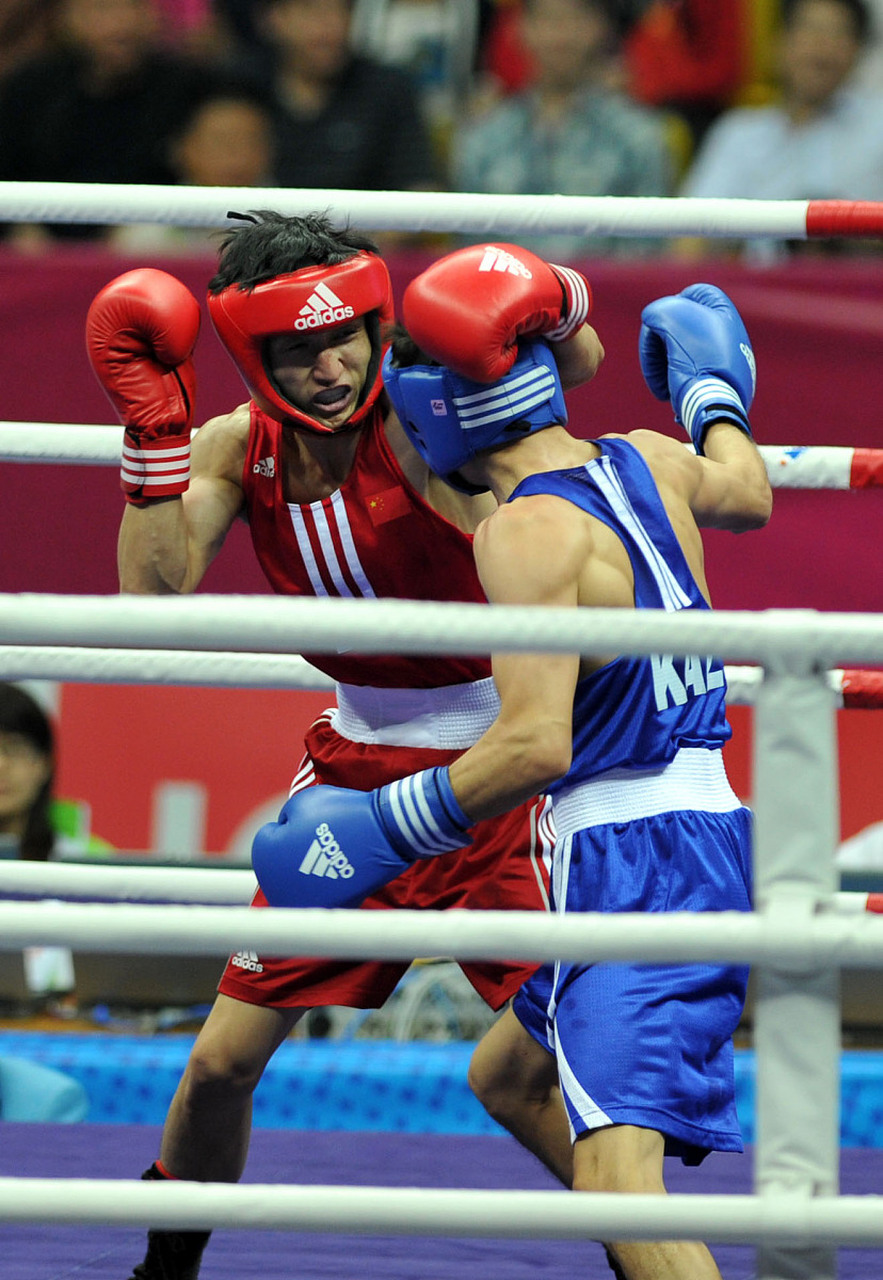 vsports体育-比赛中的精彩瞬间赢得观众掌声-第2张图片-V体育 vsports体育-比赛中的精彩瞬间赢得观众掌声-第2张图片-V体育