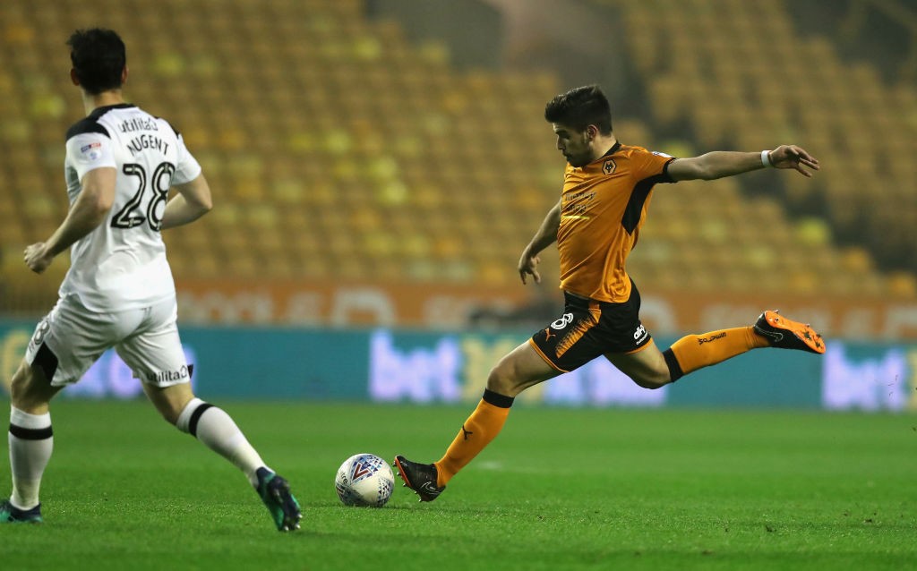 V体育-狼队客场战平卡迪夫城，艰难保持不败-第1张图片-V体育