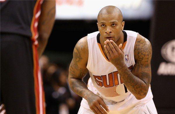 V体育-守护篮筐如虎添翼,全队共同作战获胜-第2张图片-V体育 V体育-守护篮筐如虎添翼,全队共同作战获胜-第2张图片-V体育