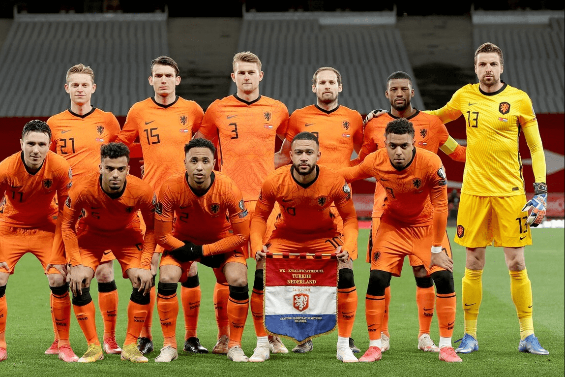 V体育-荷兰队惜败波兰,波巴转投英格兰队-第2张图片-V体育 V体育-荷兰队惜败波兰,波巴转投英格兰队-第2张图片-V体育