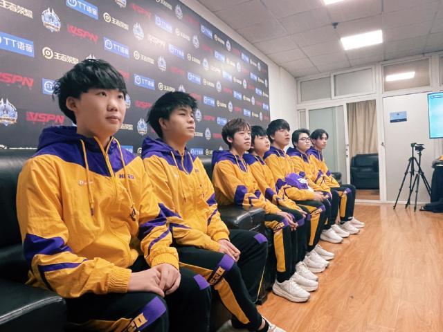 vsports体育-北京战队逆转成功,披荆斩棘强势登顶-第2张图片-V体育 vsports体育-北京战队逆转成功,披荆斩棘强势登顶-第2张图片-V体育