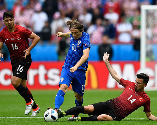 V体育官网-俄罗斯力克克罗地亚,取得开门红-第2张图片-V体育 V体育官网-俄罗斯力克克罗地亚,取得开门红-第2张图片-V体育