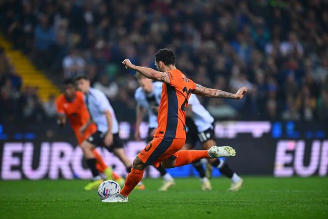 V体育官网-国际米兰新援连续破门,领先积分榜-第1张图片-V体育 V体育官网-国际米兰新援连续破门,领先积分榜-第1张图片-V体育