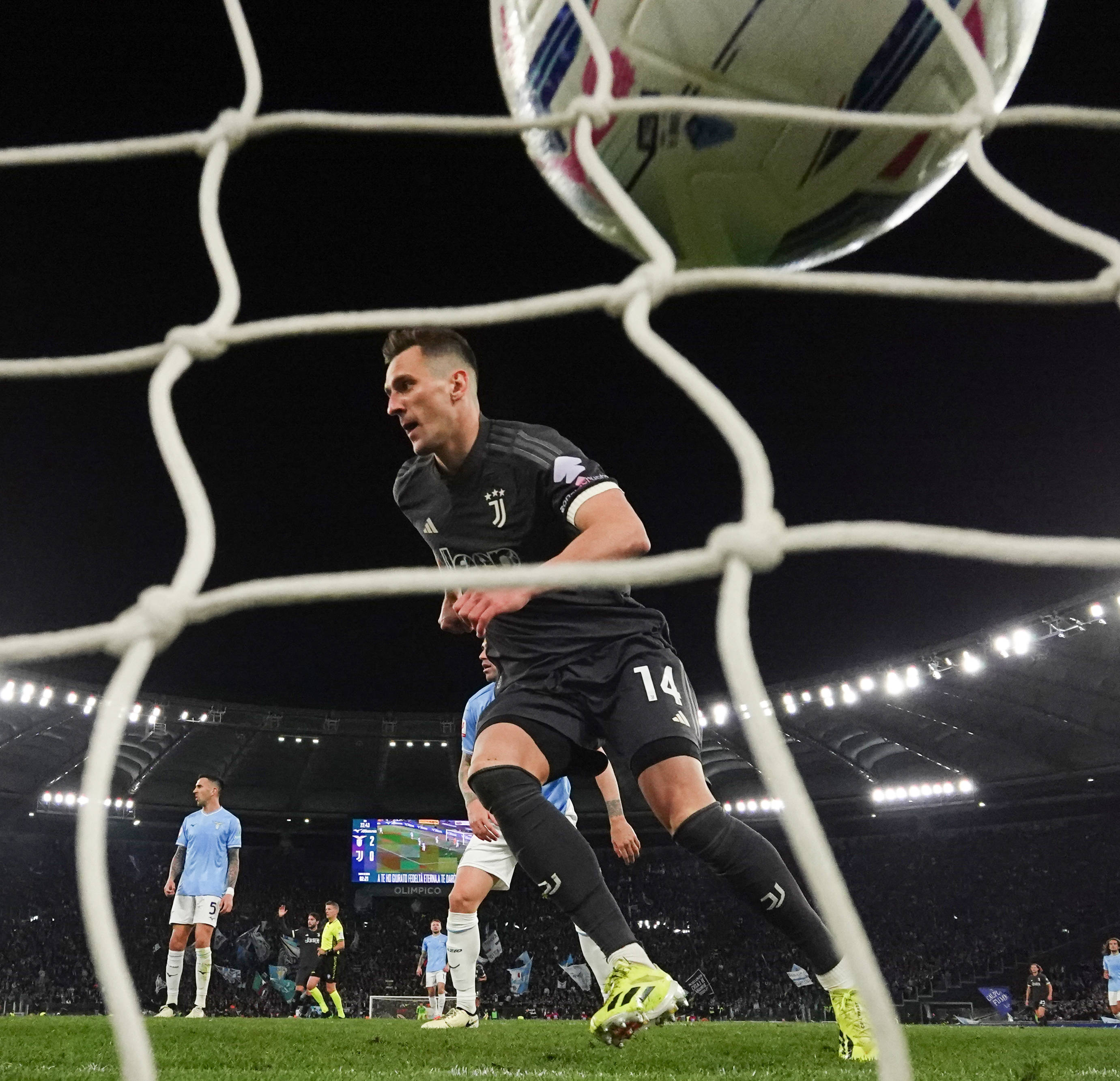 vsports体育-尤文图斯大比分胜出,成功晋级下一阶段-第2张图片-V体育 vsports体育-尤文图斯大比分胜出,成功晋级下一阶段-第2张图片-V体育