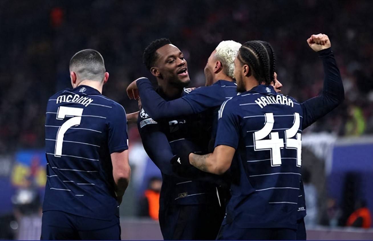 vsports体育-欧预赛胜利呼唤,杀出重围仗剑天涯-第2张图片-V体育 vsports体育-欧预赛胜利呼唤,杀出重围仗剑天涯-第2张图片-V体育