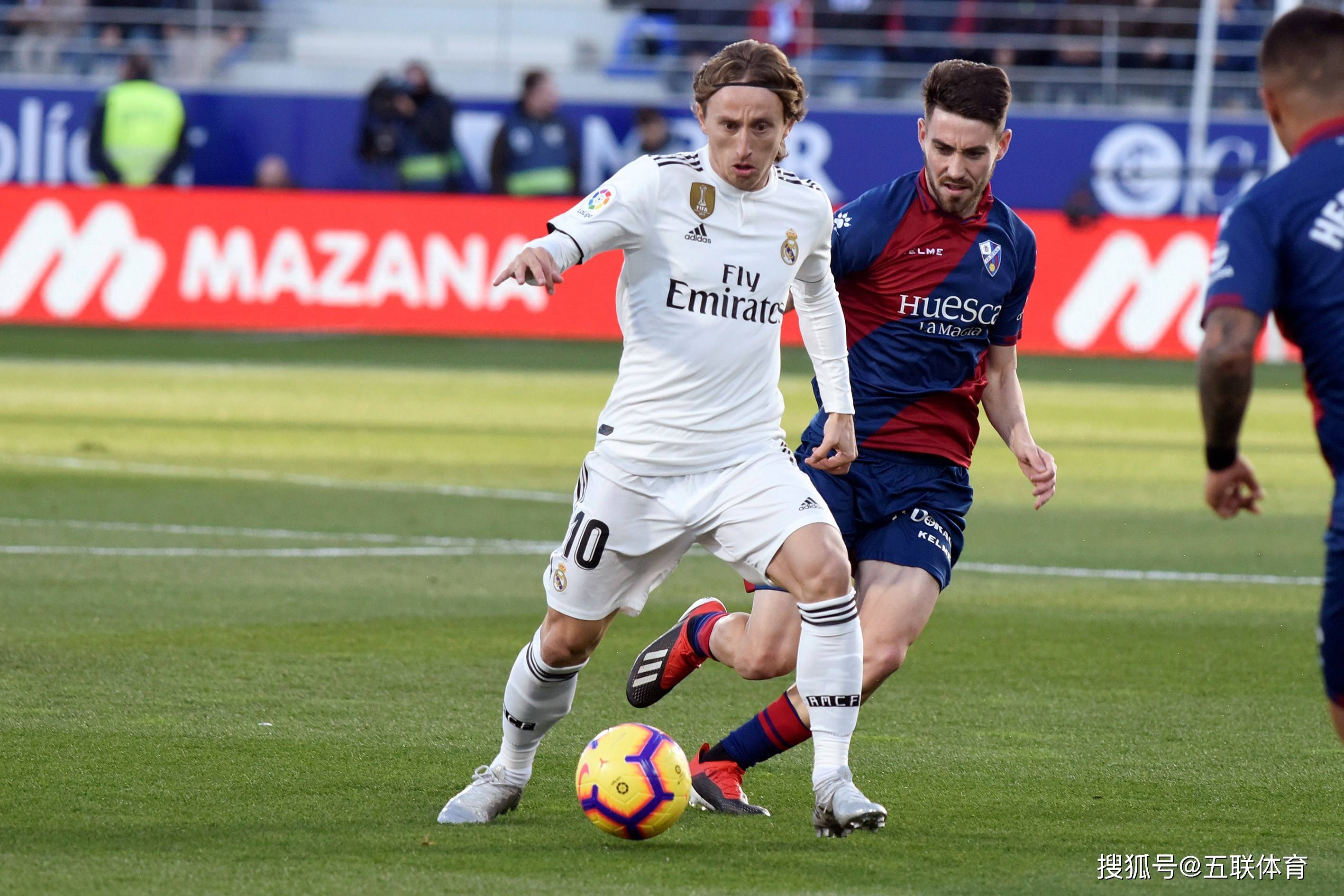 V体育-皇马战胜对手,取得关键胜利-第2张图片-V体育 V体育-皇马战胜对手,取得关键胜利-第2张图片-V体育