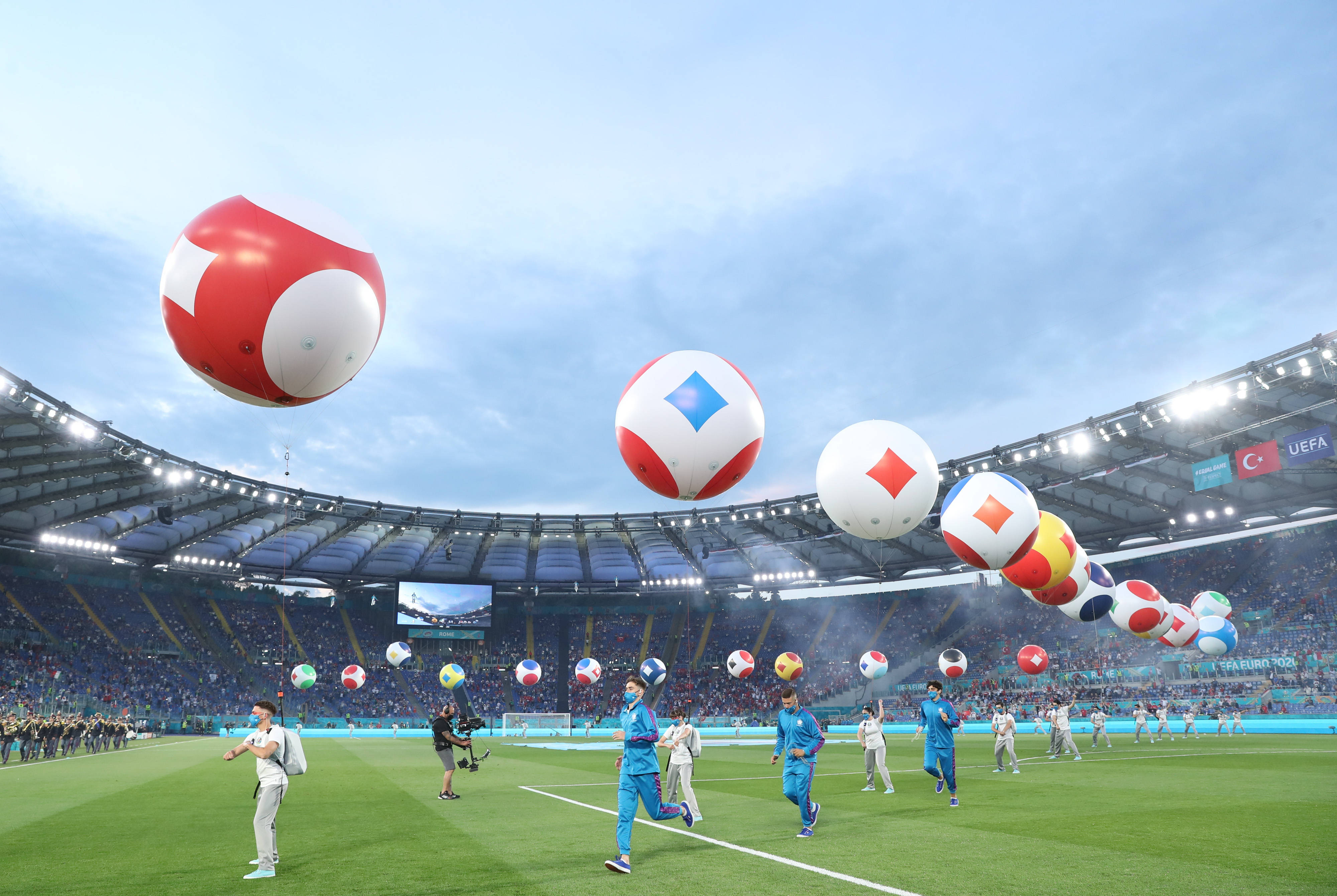 V体育官网-足球赛事全线开花,一场场比赛过瘾不断-第2张图片-V体育 V体育官网-足球赛事全线开花,一场场比赛过瘾不断-第2张图片-V体育