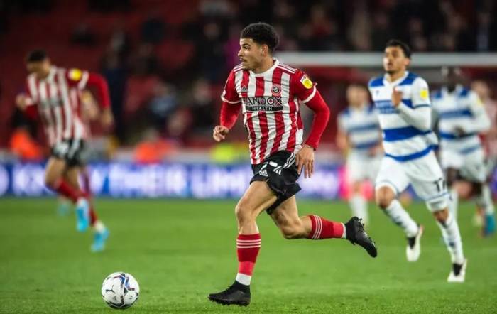 V体育-利物浦凭借法比尼奥进球轻取伯恩茅斯,英超领先优势日益庞大-第2张图片-V体育 V体育-利物浦凭借法比尼奥进球轻取伯恩茅斯,英超领先优势日益庞大-第2张图片-V体育