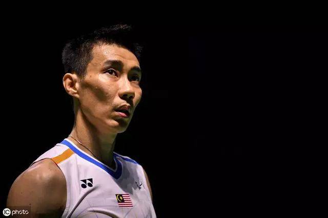 V体育官网-传奇名将复出赛场,期待他的表现是否依旧惊艳-第1张图片-V体育 V体育官网-传奇名将复出赛场,期待他的表现是否依旧惊艳-第1张图片-V体育