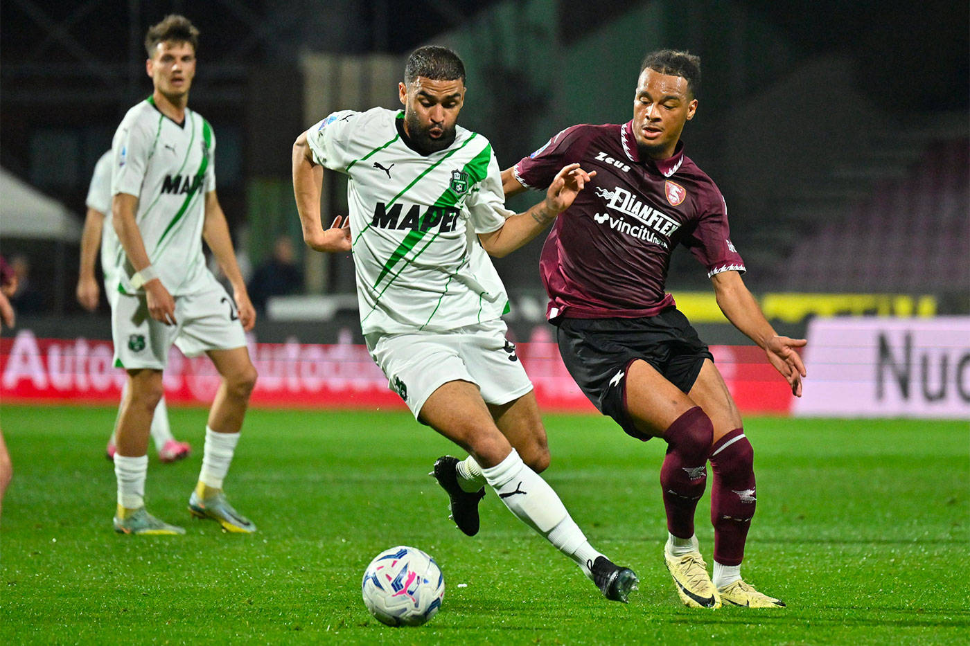 V体育-大阪钢巴小组第二晋级，实力受到质疑-第1张图片-V体育