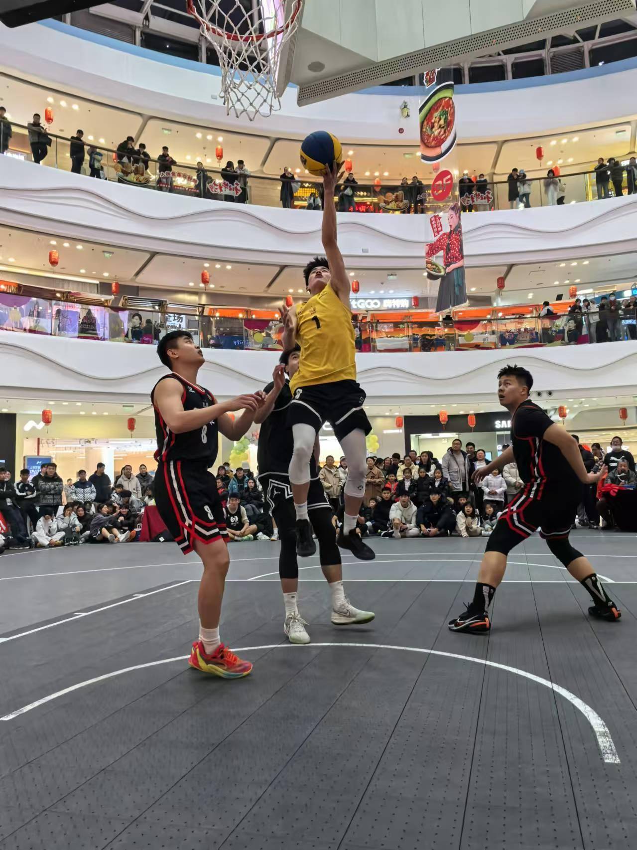 V体育-中国篮球联赛总决赛精彩纷呈,球迷热情高涨-第2张图片-V体育 V体育-中国篮球联赛总决赛精彩纷呈,球迷热情高涨-第2张图片-V体育