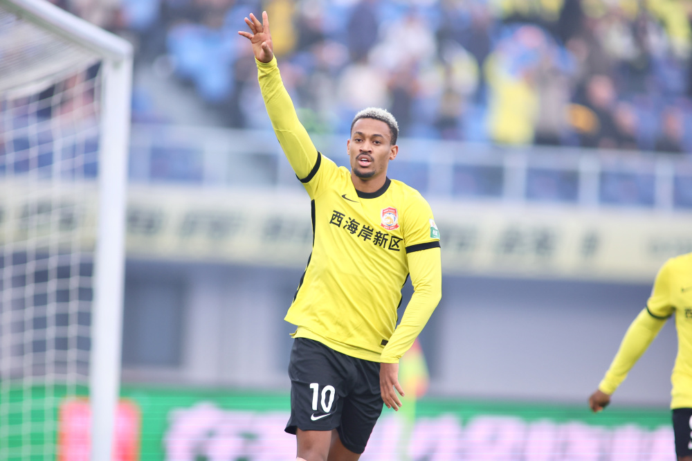 V体育官网-战胜苦战,国脚展现出色状态锁定顶级席位-第2张图片-V体育 V体育官网-战胜苦战,国脚展现出色状态锁定顶级席位-第2张图片-V体育