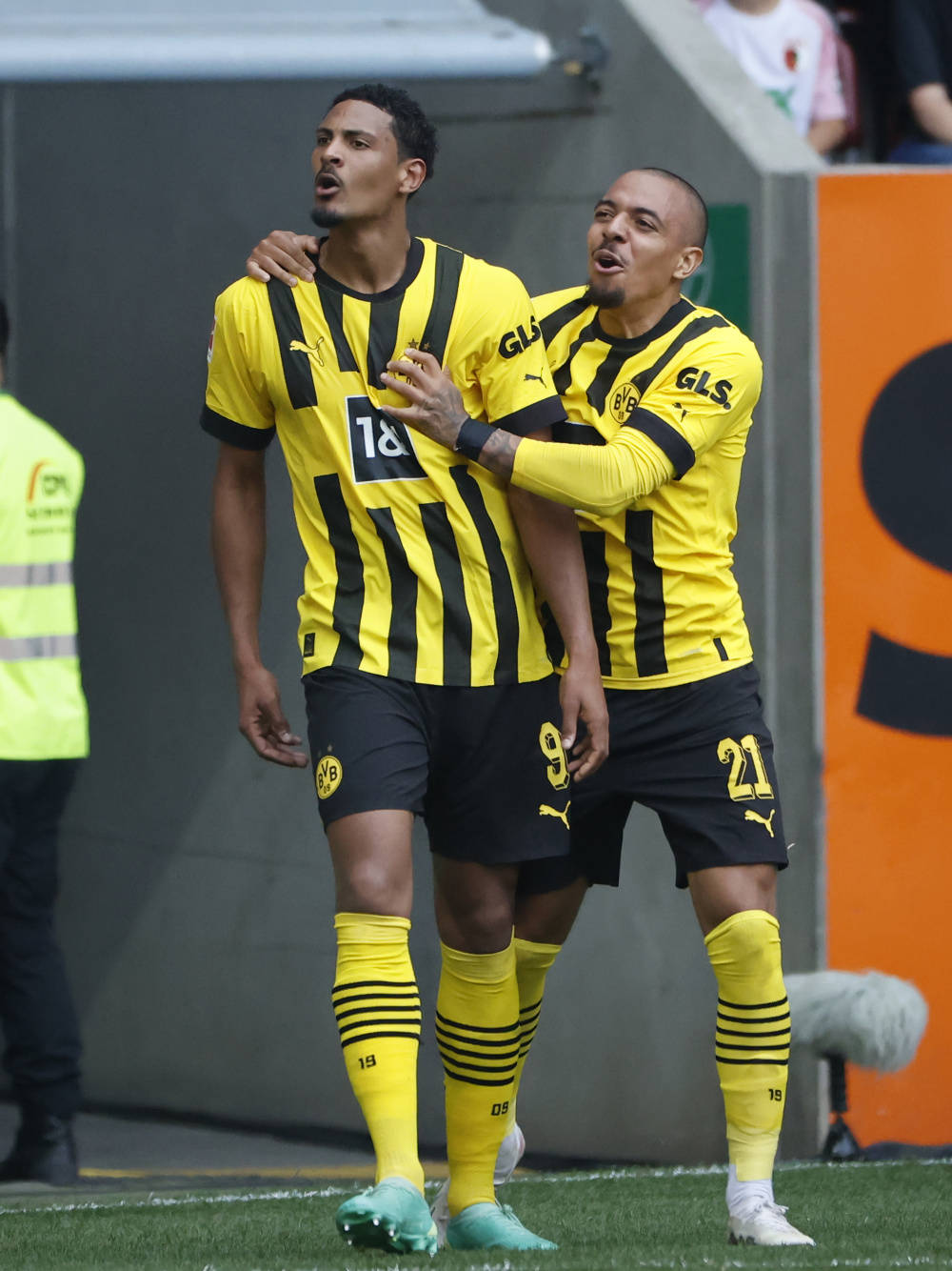 V体育官方app-奥格斯堡客场告捷,德甲升班马实力崛起-第1张图片-V体育 V体育官方app-奥格斯堡客场告捷,德甲升班马实力崛起-第1张图片-V体育