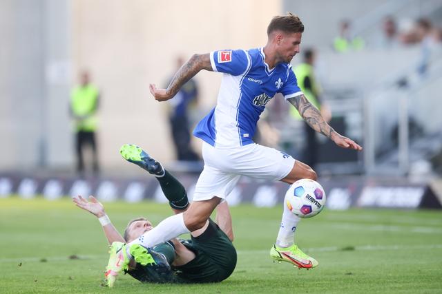 V体育官方app-奥格斯堡客场告捷,德甲升班马实力崛起-第2张图片-V体育 V体育官方app-奥格斯堡客场告捷,德甲升班马实力崛起-第2张图片-V体育