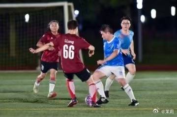 V体育-队员表现出色,协助球队连胜-第2张图片-V体育 V体育-队员表现出色,协助球队连胜-第2张图片-V体育