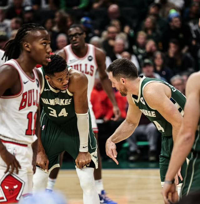 V体育-雄鹿胜篮网,字母哥砍下35分-第2张图片-V体育 V体育-雄鹿胜篮网,字母哥砍下35分-第2张图片-V体育