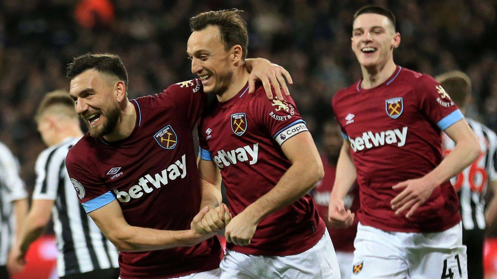 V体育-西汉姆联二比零击败南安普顿,脱离保级威胁-第2张图片-V体育 V体育-西汉姆联二比零击败南安普顿,脱离保级威胁-第2张图片-V体育