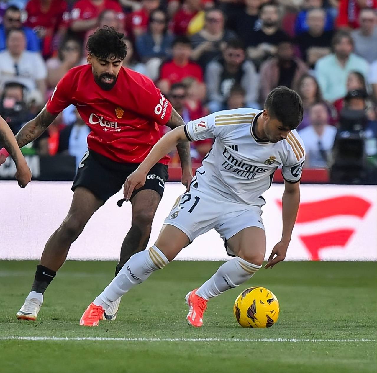 vsports体育-曼联客场逆转皇马,晋级八强-第1张图片-V体育 vsports体育-曼联客场逆转皇马,晋级八强-第1张图片-V体育