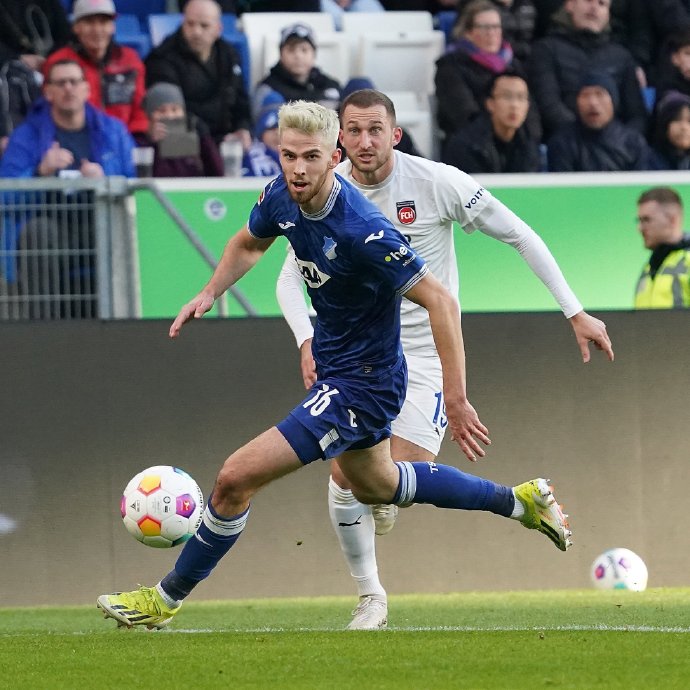 V体育-霍芬海姆主帅赛后点评球队表现起伏-第2张图片-V体育