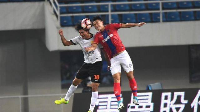 V体育-队内争夺首发位置迎来白热化角逐-第2张图片-V体育 V体育-队内争夺首发位置迎来白热化角逐-第2张图片-V体育