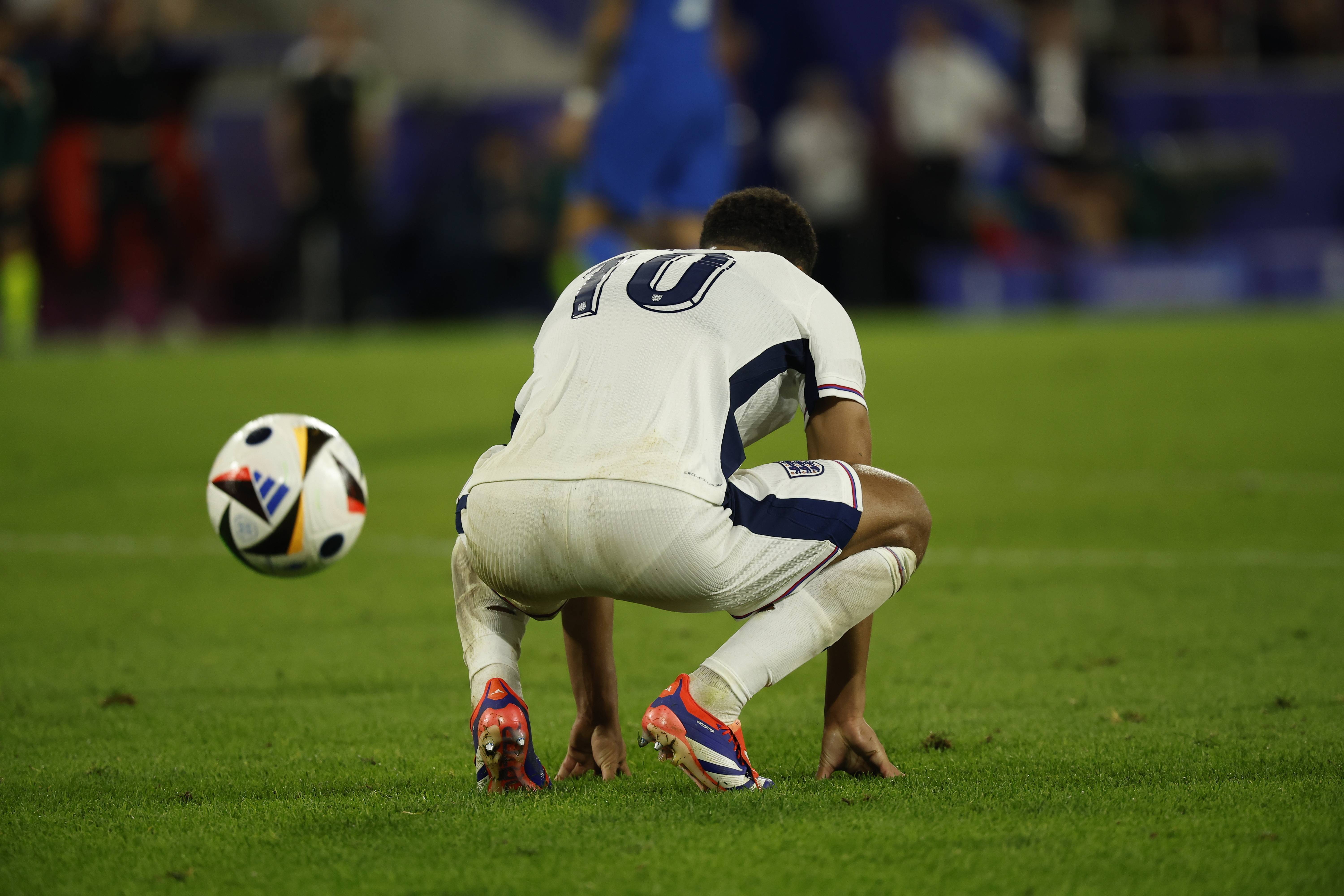 vsports体育-克雷特在欧预赛中战胜斯洛文尼亚豪取三分-第1张图片-V体育 vsports体育-克雷特在欧预赛中战胜斯洛文尼亚豪取三分-第1张图片-V体育