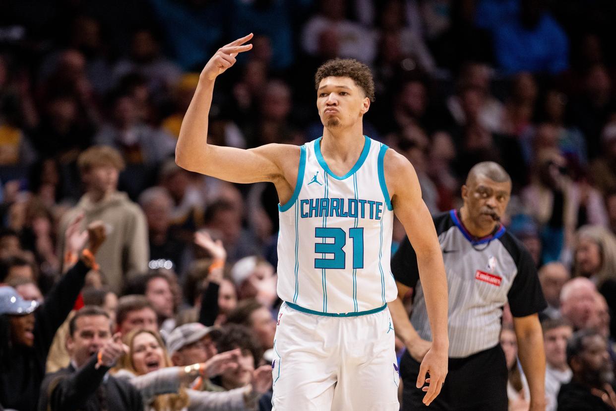 vsports体育-NBA新秀表现抢眼,教练赞不绝口-第2张图片-V体育 vsports体育-NBA新秀表现抢眼,教练赞不绝口-第2张图片-V体育