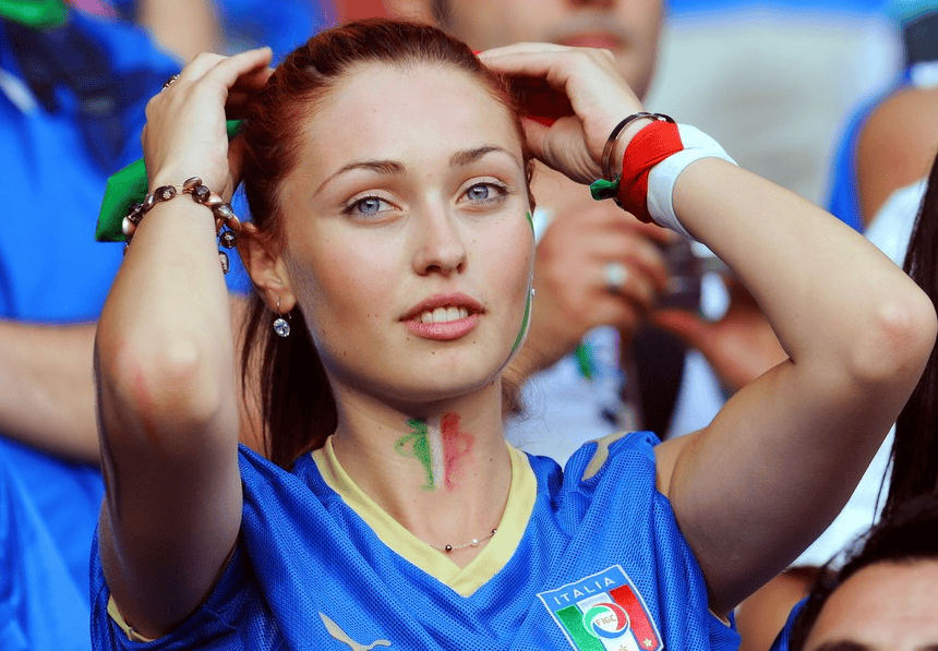 V体育官网-英格兰客场击败阿尔巴尼亚,提前杀入欧洲杯-第2张图片-V体育 V体育官网-英格兰客场击败阿尔巴尼亚,提前杀入欧洲杯-第2张图片-V体育